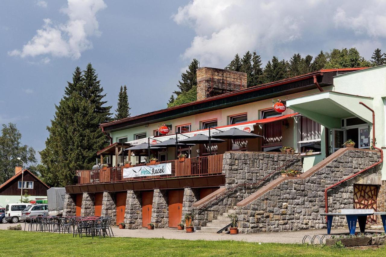 Hotel Racek Černá v Pošumaví Buitenkant foto