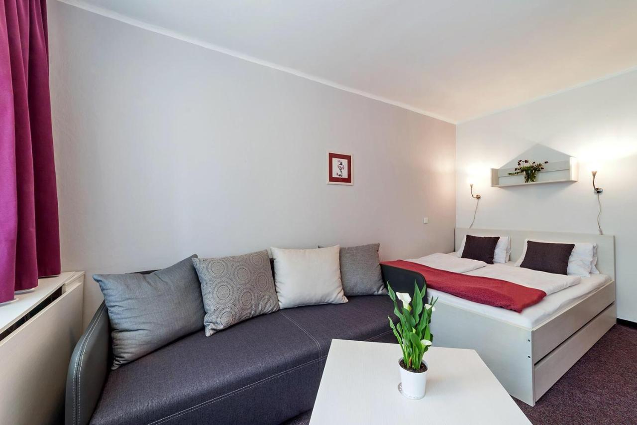 Hotel Racek Černá v Pošumaví Buitenkant foto