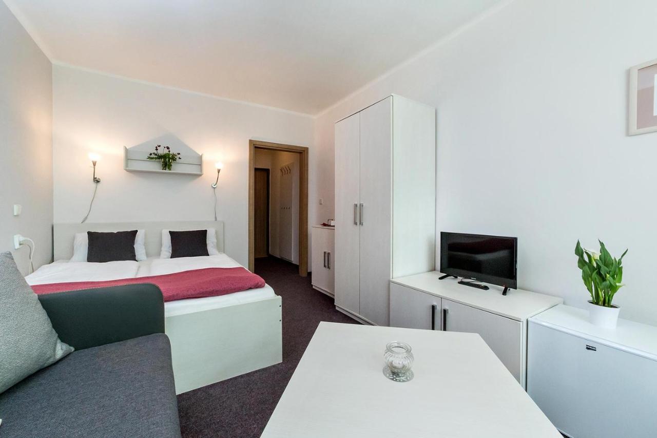 Hotel Racek Černá v Pošumaví Buitenkant foto