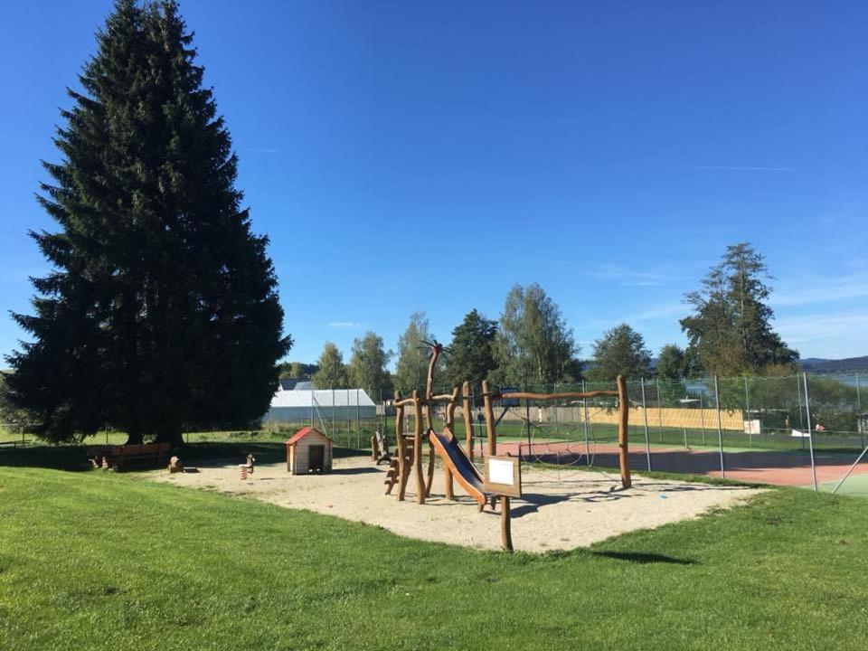Hotel Racek Černá v Pošumaví Buitenkant foto