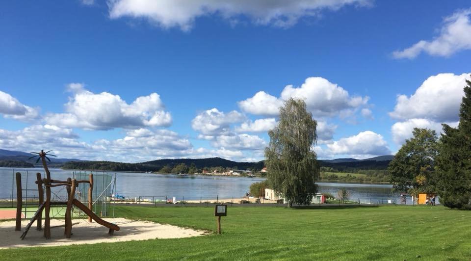 Hotel Racek Černá v Pošumaví Buitenkant foto