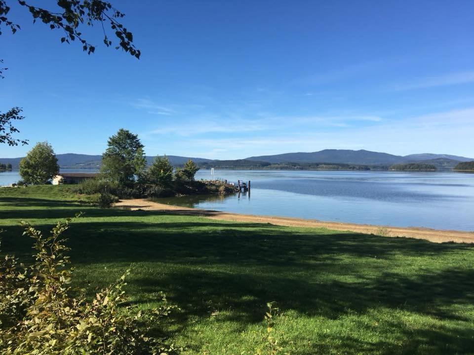 Hotel Racek Černá v Pošumaví Buitenkant foto